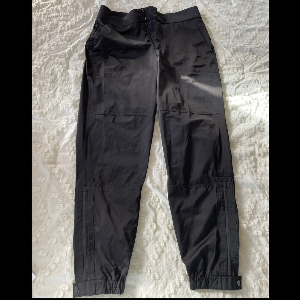 Women’s Athleta Radiant Joggers 4